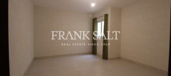 3 Schlafzimmer Wohnung in Victoria, Malta, Nr. 5968 13