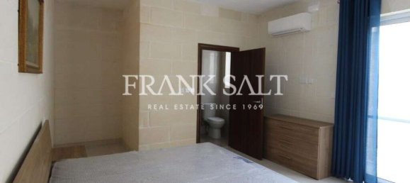 3 Schlafzimmer Wohnung in Victoria, Malta, Nr. 5968 2