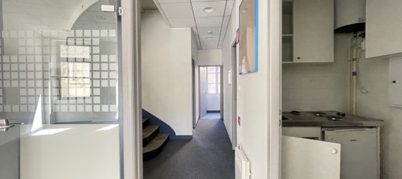 3 bedrooms Building in Confolens, France No. 282310 9