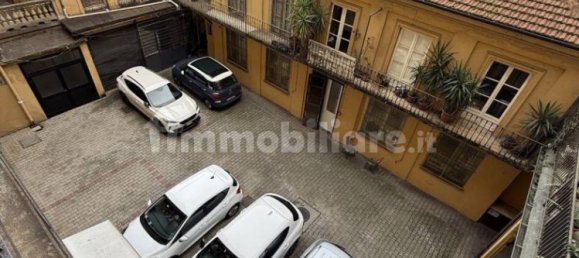 3 bedrooms Apartment in Turin, Italy No. 315121 15