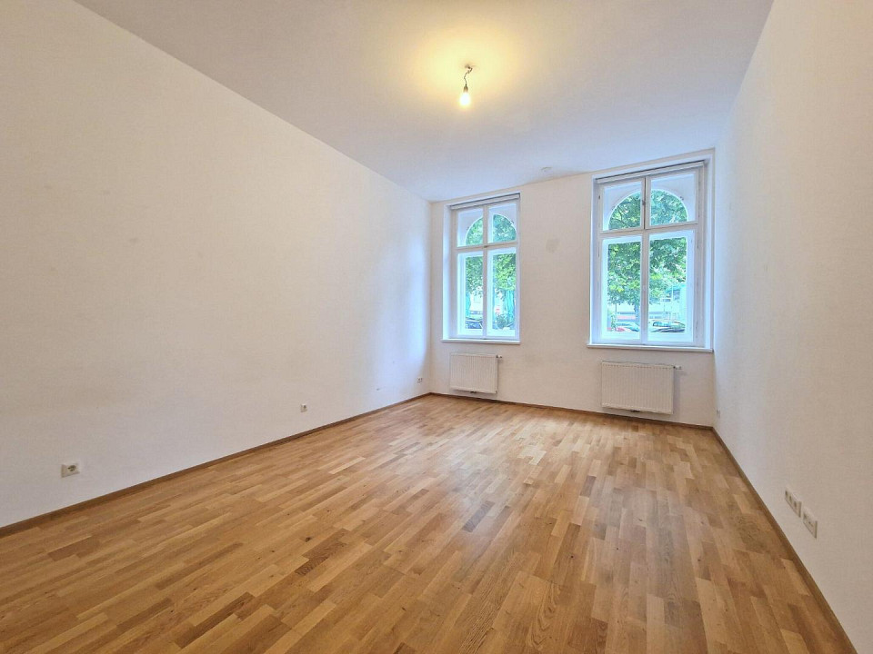 2-salle Appartement à Josefstadt, Austria No. 129045