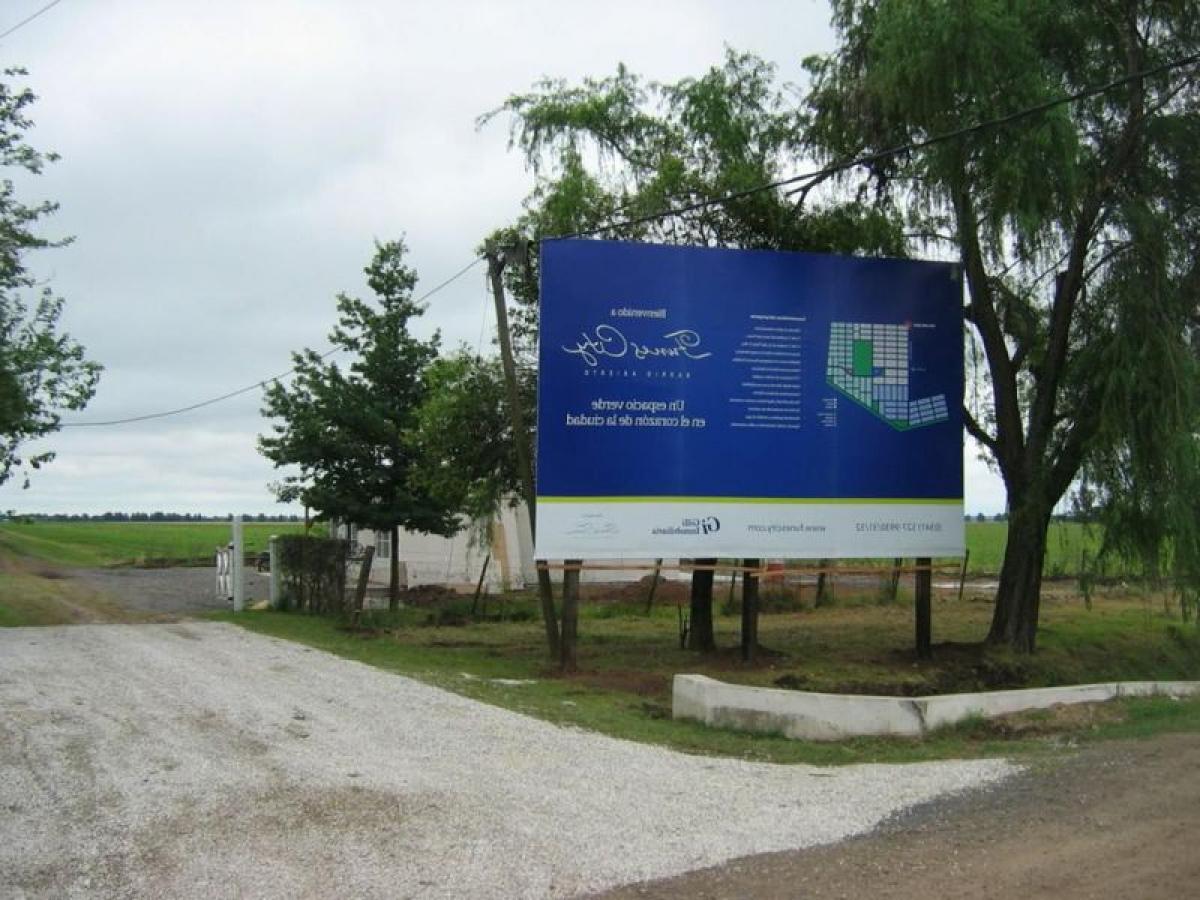  Land in Santa Fe, Argentina No. 48233