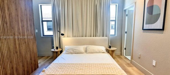 3 dormitorios dúplex en venta en Miami, Miami-Dade, Florida, USA № 614992 16