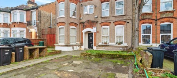 1 bedroom Apartment in Ilford, United Kingdom No. 10868 3