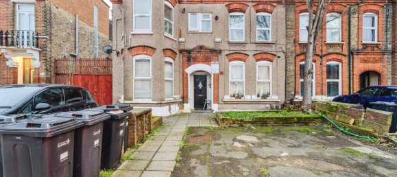 1 bedroom Apartment in Ilford, United Kingdom No. 10868 2