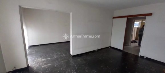 Apartamento de 2 dormitorios en Sarcelles, France No. 166647 11
