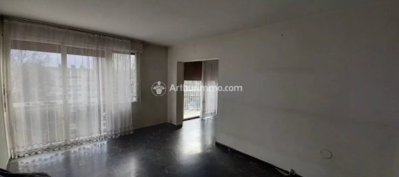 Apartamento de 2 dormitorios en Sarcelles, France No. 166647 15