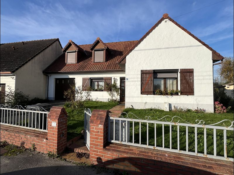 Casa de 5 habitaciónes en Rang-du-Fliers, France No. 161055