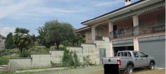 21 bedroom Villa in Castellamonte, Italy No. 315887 2