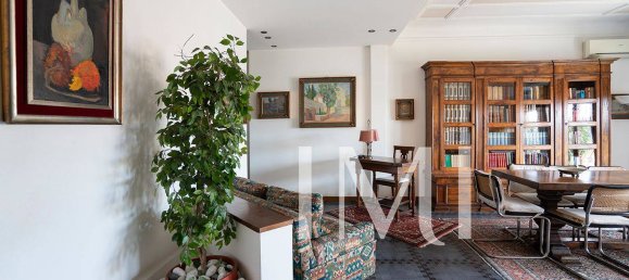 4 bedrooms Apartment in Milan, Italy No. 295737 24