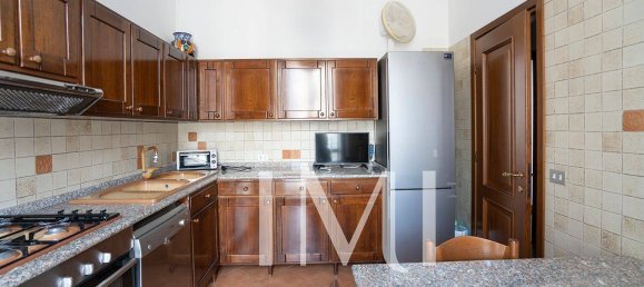 4 bedrooms Apartment in Milan, Italy No. 295737 34