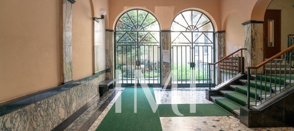 4 bedrooms Apartment in Milan, Italy No. 295737 21