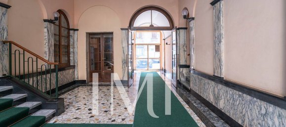 4 bedrooms Apartment in Milan, Italy No. 295737 19