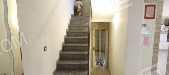 3 rooms House in Fagnano Olona, Italy No. 8921 3