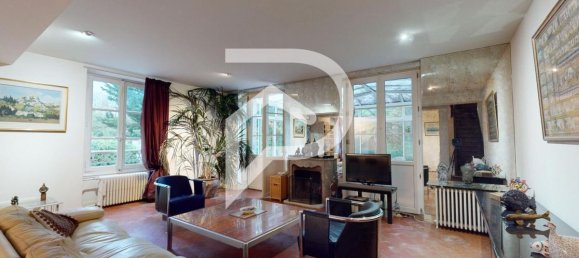 5 bedrooms House in Beaugency, France No. 161247 2