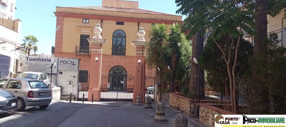 9 bedrooms Apartment in Palermo, Italy No. 321984 10