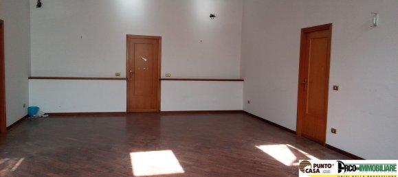 9 bedrooms Apartment in Palermo, Italy No. 321984 4