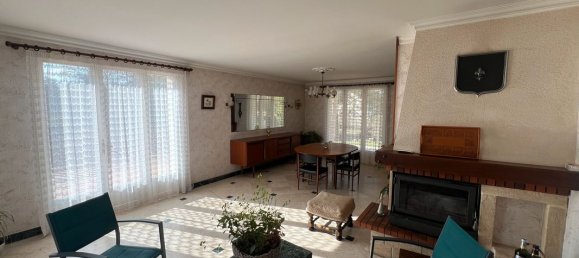 6 bedrooms House in Saint-Vulbas, France No. 207082 5