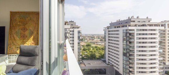 3 bedrooms Apartment in Valencia, Spain No. 156435 7