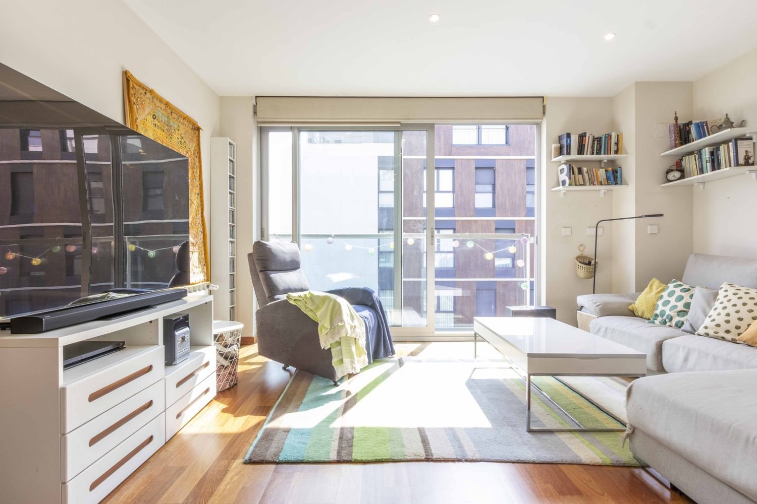 3 bedrooms Apartment in Valencia, Spain No. 156435