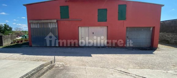 3 bedrooms House in Isola Rizza, Italy No. 301854 13