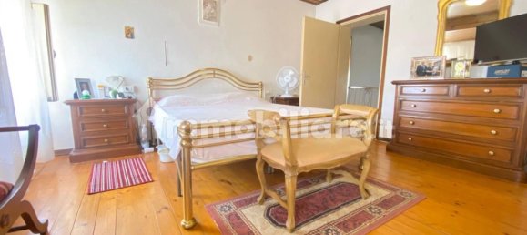 3 bedrooms House in Isola Rizza, Italy No. 301854 11