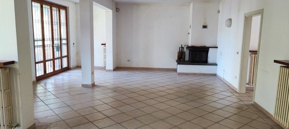 Apartamento de 5 habitaciónes en Castelfranco Piandiscò, Italy No. 165849 3