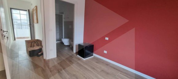 3-salle Appartement à Marino, Italy No. 22164 2