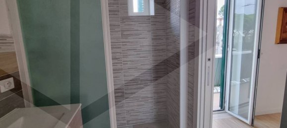 3-salle Appartement à Marino, Italy No. 22164 21