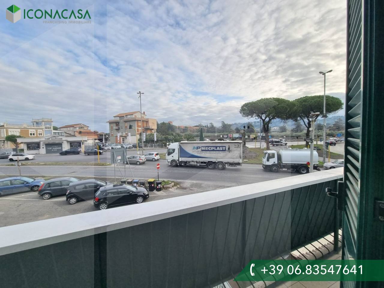 3-salle Appartement à Marino, Italy No. 22164