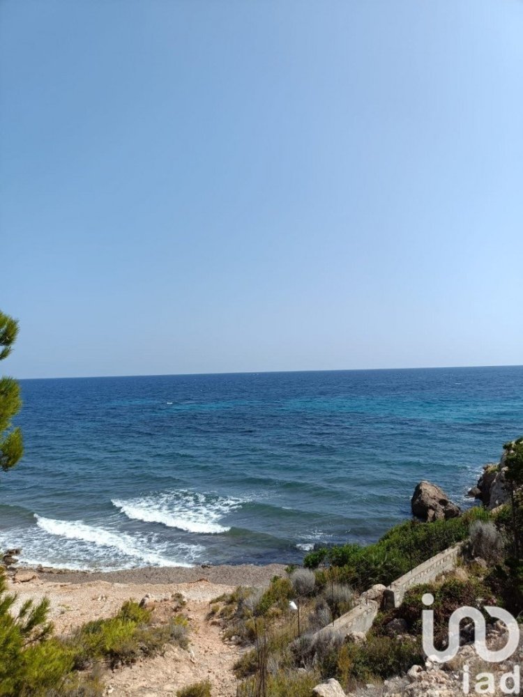 Земельный участок 4000м² в Л'Аметлья-де-Мар, Испания № 293404