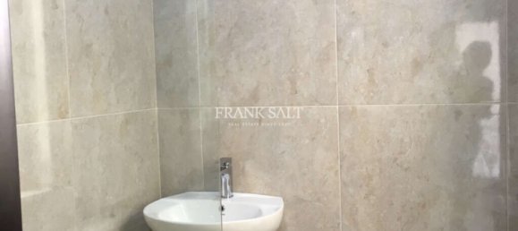 4 bedrooms Apartment in Msida, Malta No. 4128 9