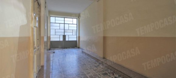 2 rooms Apartment in Turin, Italy No. 115074 9
