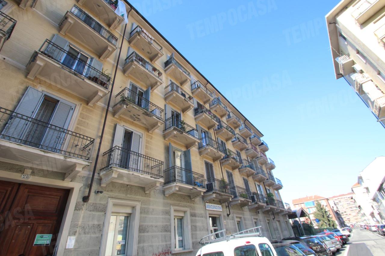 2 rooms Apartment in Turin, Italy No. 115074