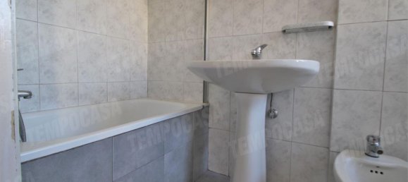 2 rooms Apartment in Turin, Italy No. 115074 5