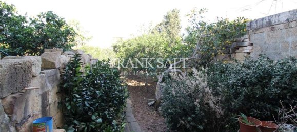 3 bedrooms Townhouse in Qrendi, Malta No. 1814 2