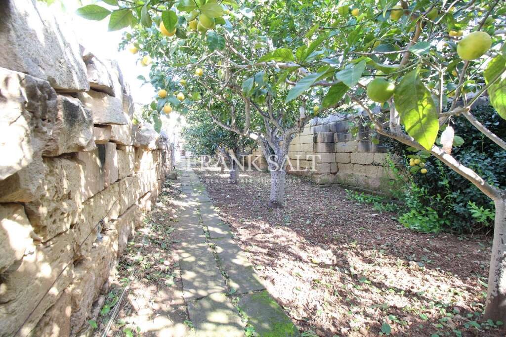 3 bedrooms Townhouse in Qrendi, Malta No. 1814