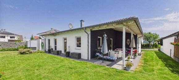 4 Schlafzimmer Bungalow in Neu-Ulm, Germany, Nr. 136868 3