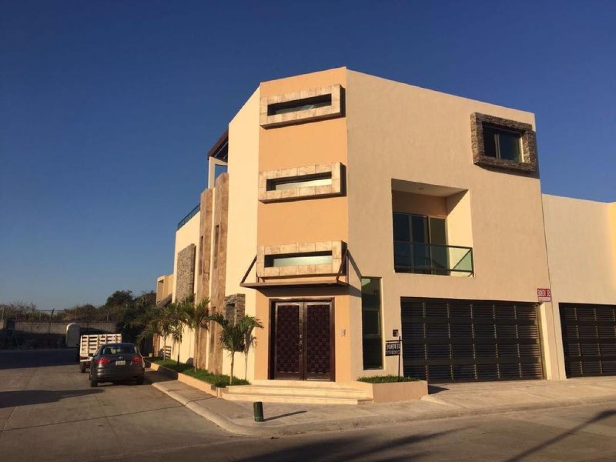 4 bedrooms House in Veracruz, Mexico No. 227688