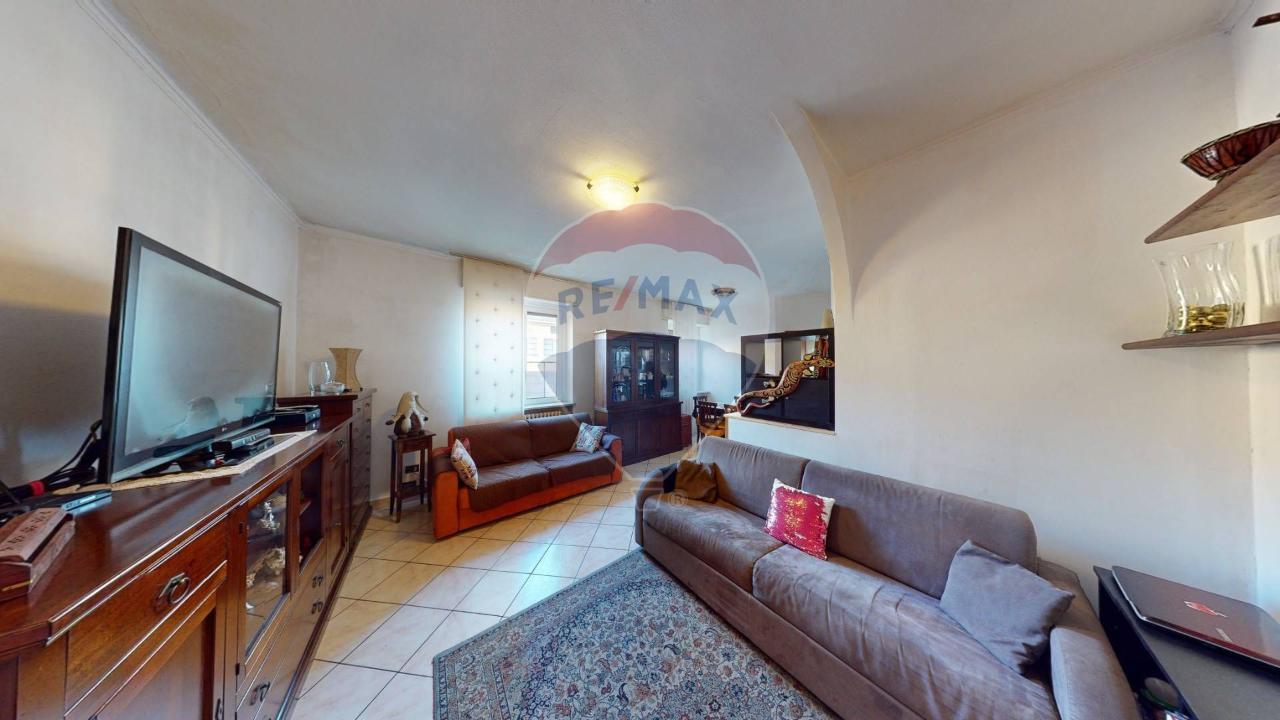 2-Zimmer Wohnung in Bollate, Italy, Nr. 33702