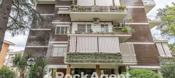 2 bedrooms Apartment in Rome, Italy No. 350434 40