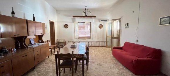 4 Schlafzimmer Haus in Marsala, Italy, Nr. 379852 10