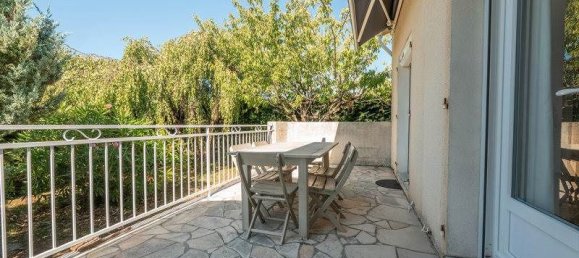 4 bedrooms House in Royan, France No. 296938 2