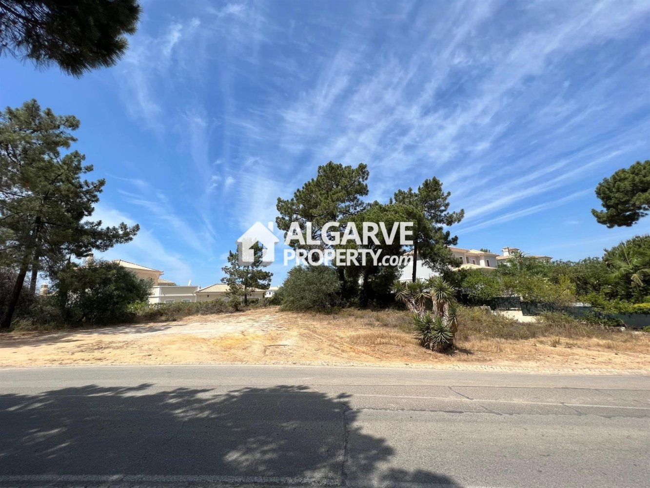  Land in Quarteira, Portugal No. 209998