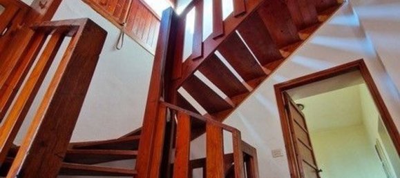 9-salle Villa à Brunate, Italy No. 9798 16