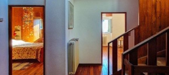 9-salle Villa à Brunate, Italy No. 9798 15