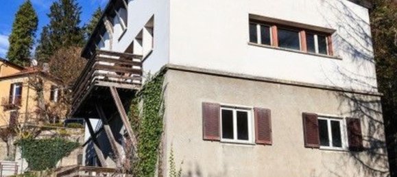 9-salle Villa à Brunate, Italy No. 9798 5