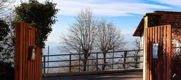 9-salle Villa à Brunate, Italy No. 9798 3