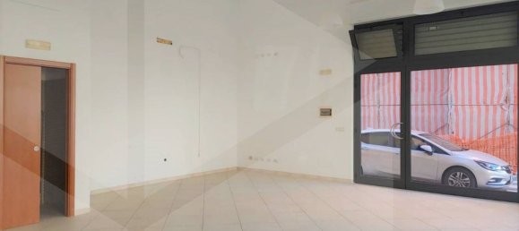 Propiedad comercial en Monopoli, Italy 75 m² No. 27835 3