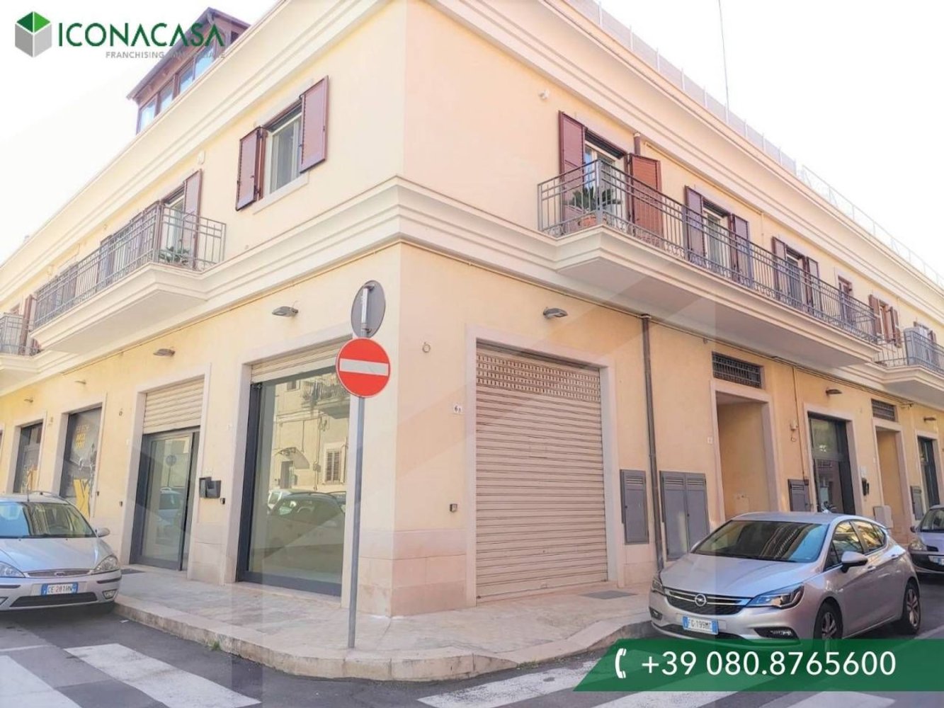 Propiedad comercial en Monopoli, Italy 75 m² No. 27835